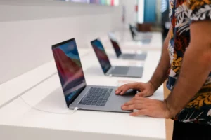 7 Considerations to Make when Purchasing a New Computer